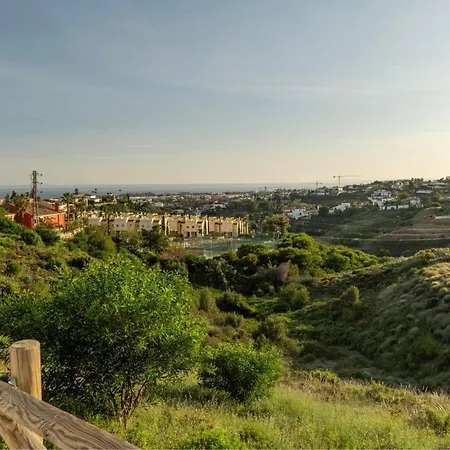 Apartment Serene Hideaway, Luxurious 2-bedroom Penthouse In The Exclusive Paraiso Pueblo *