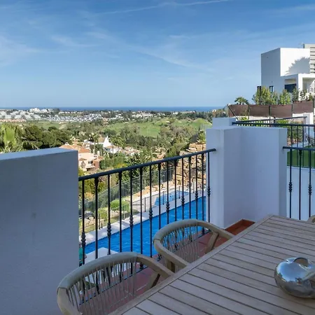 Serene Hideaway, Luxurious 2-bedroom Penthouse In The Exclusive Paraiso Pueblo 아파트 *