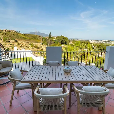 Apartment Serene Hideaway, Luxurious 2-bedroom Penthouse In The Exclusive Paraiso Pueblo *