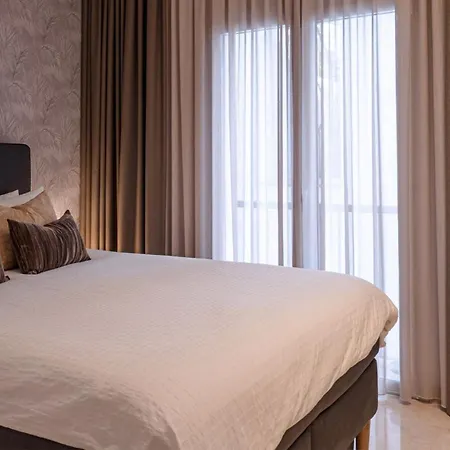 Apartment Serene Hideaway, Luxurious 2-bedroom Penthouse In The Exclusive Paraiso Pueblo