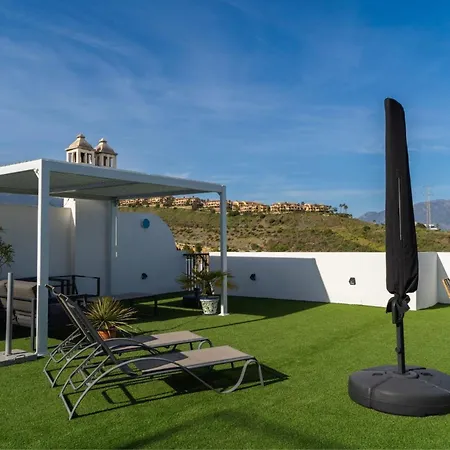 Apartment Serene Hideaway, Luxurious 2-bedroom Penthouse In The Exclusive Paraiso Pueblo *