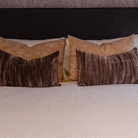 아파트 Serene Hideaway, Luxurious 2-bedroom Penthouse In The Exclusive Paraiso Pueblo 에스테포나