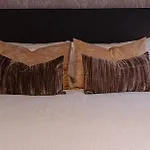 Apartment Serene Hideaway, Luxurious 2-bedroom Penthouse In The Exclusive Paraiso Pueblo Estepona