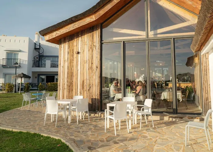 Serene Hideaway, Luxurious 2-bedroom Penthouse In The Exclusive Paraiso Pueblo Estepona