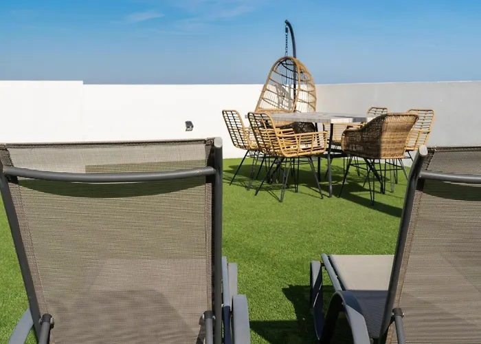 Apartment Serene Hideaway, Luxurious 2-bedroom Penthouse In The Exclusive Paraiso Pueblo Estepona