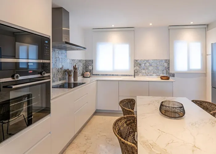 Apartment Serene Hideaway, Luxurious 2-bedroom Penthouse In The Exclusive Paraiso Pueblo