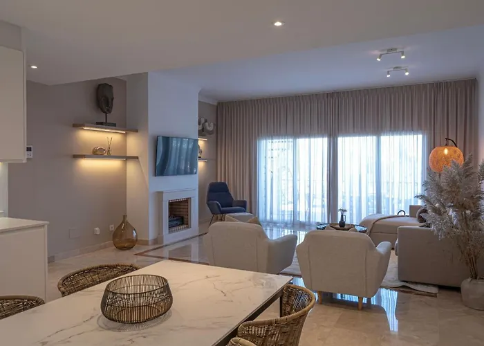 Apartment Serene Hideaway, Luxurious 2-bedroom Penthouse In The Exclusive Paraiso Pueblo *