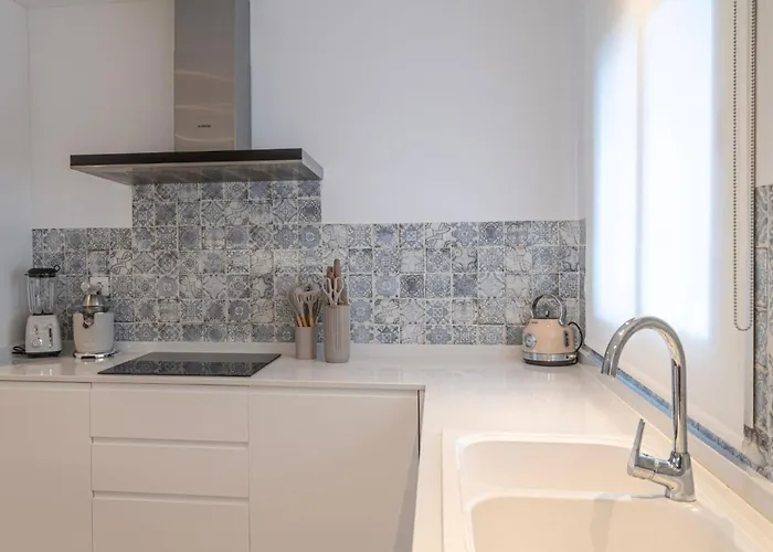 Serene Hideaway, Luxurious 2-bedroom Penthouse In The Exclusive Paraiso Pueblo * Estepona